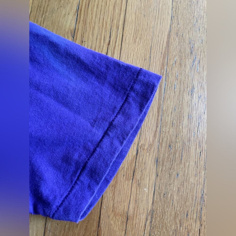 90s Vintage Single Stitch Purple Blank T - Picture 3 of 6